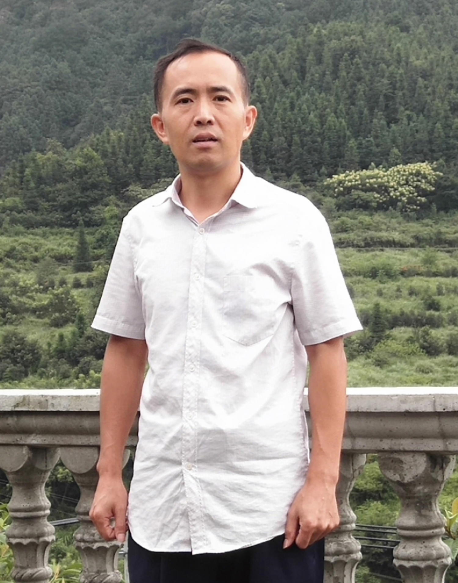 韦永森.jpg