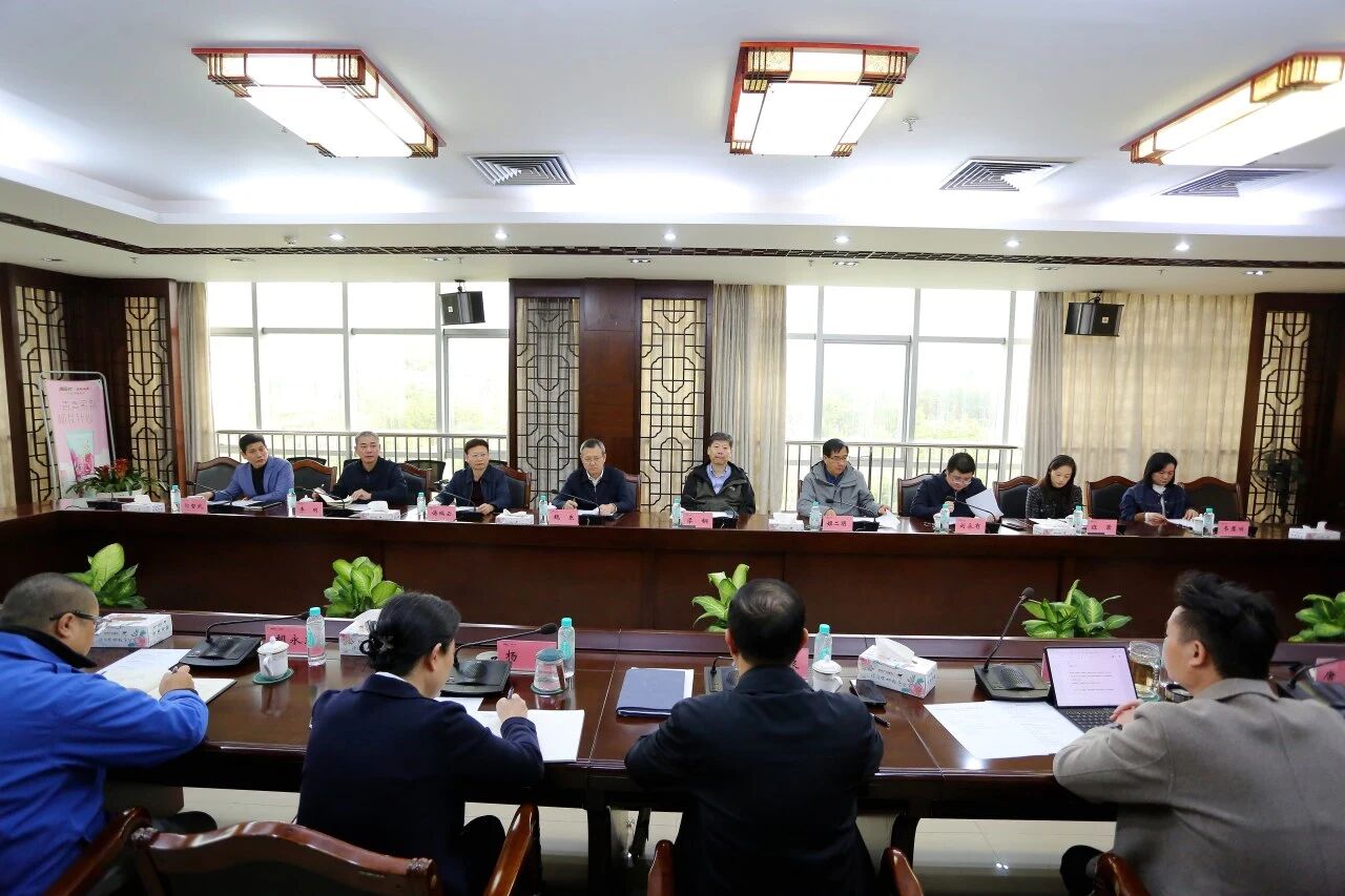 dc156e6b8a97b80d547e8a630eb37eff.jpg dc156e6b8a97b80d547e8a630eb37eff.jpg